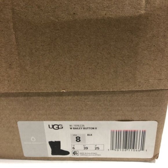 UGG Women’s Bailey Button II Black Winter Boots, Size 8 M - Picture 7 of 7